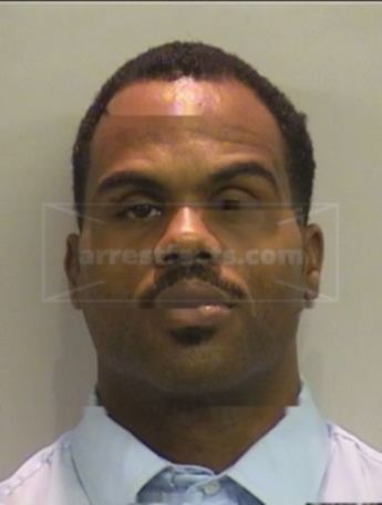 Donnis Ladarius Cowart