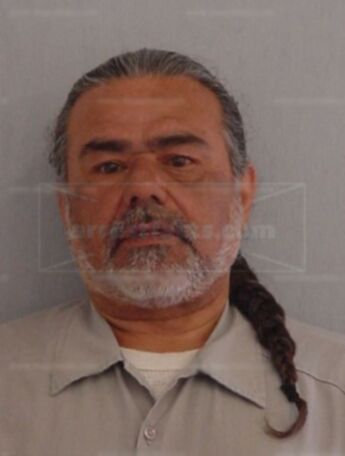 Gary J Gallardo
