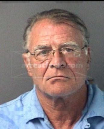 Lester James Hanks
