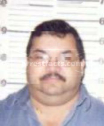 Roberto J Saenz
