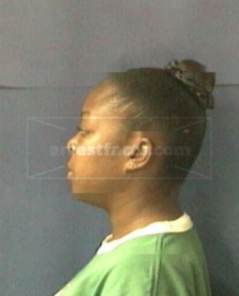 Ebony L Mchenry