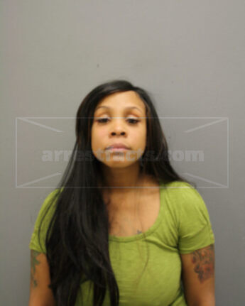Latisha L Smith