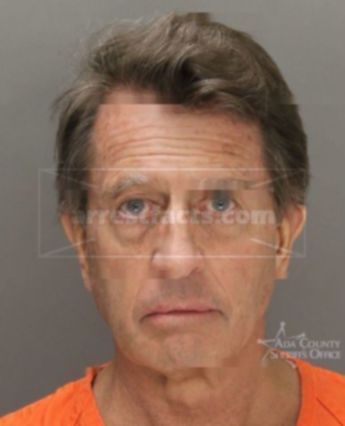 Chandler Kenneth Earl