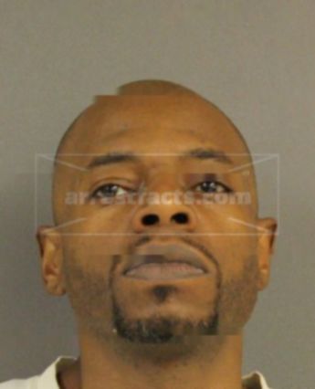 Artez Lamont Moore