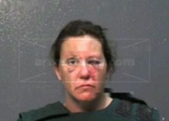 Maples Amy R