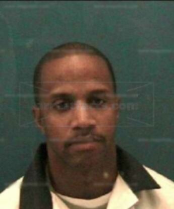 Royce Akil Cross
