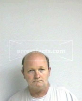 Leslie R Perkins