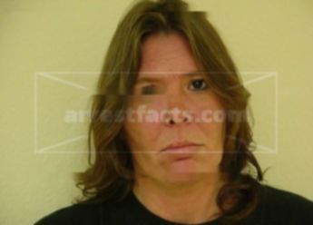 Lisa M Garrett