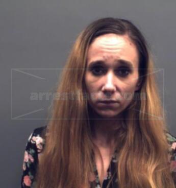 Stephanie D Mcknight