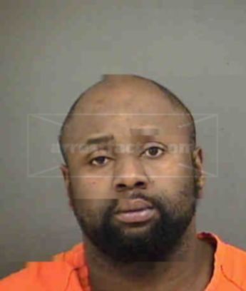 Tavares Lee Greer