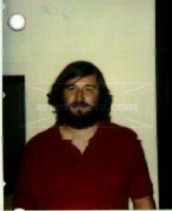 Lee A Gates