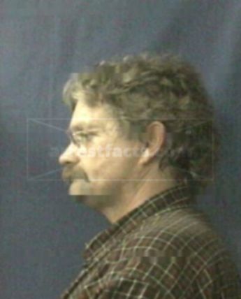 Michael D Skinner