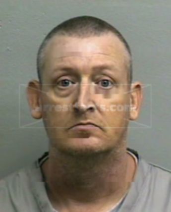 Johnny W Thompson
