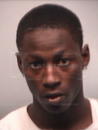 Chravis Niqua Shaw