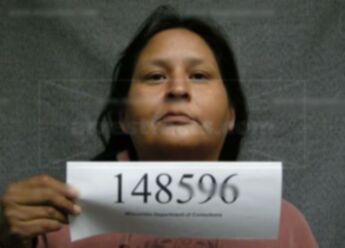 Martha R Lacapa