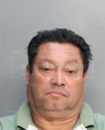 Carlos Hernandez Flores