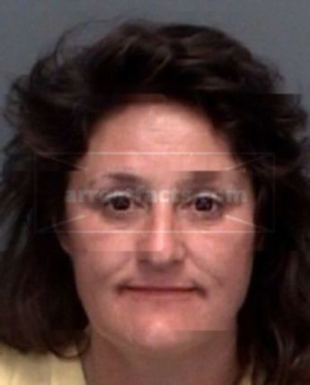 Leslie R Garafano