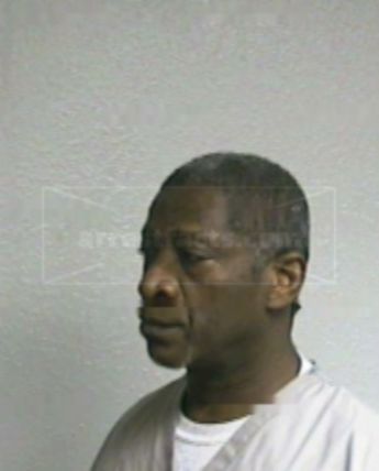 Kenneth E Lee