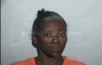 Gladys R Ulis