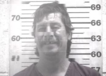 Robert L Cruz