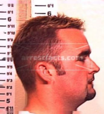 Johnny Leon Moore