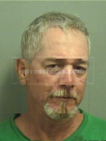 Johnny W Boyett