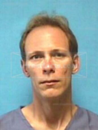 Victor H Albritton