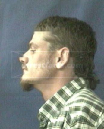 Johnny R Pierce Ii