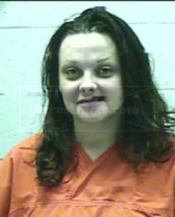 Stephanie L Snelson