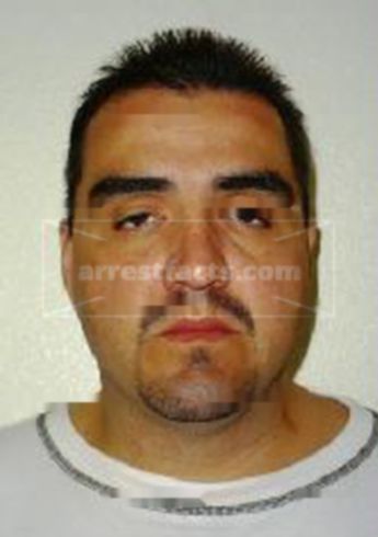 Alberto J Meza