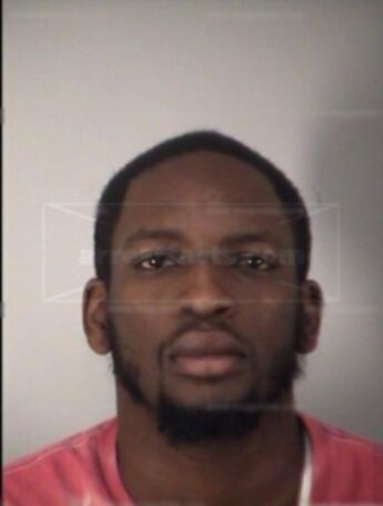Darius Roberto Hall