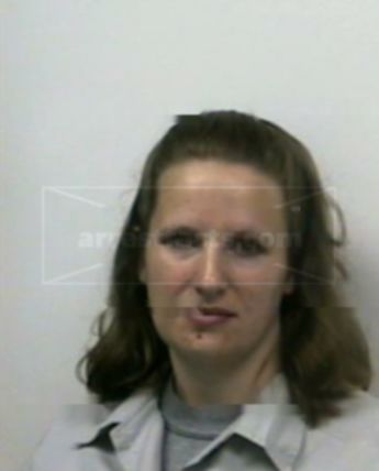 Evelyn L Chambers