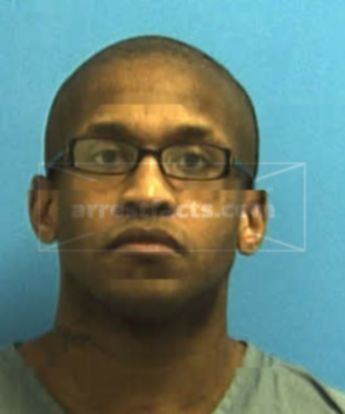 Marlon D Mccarthan