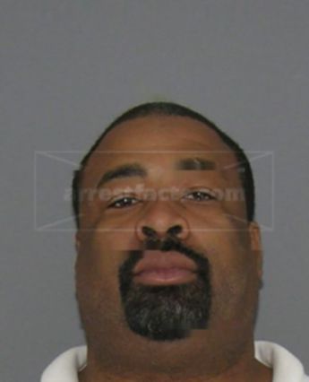 Rashawn L Hutchins