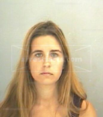 Emily J Plante