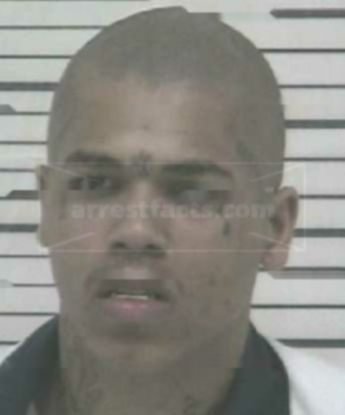 Devon D Wyche