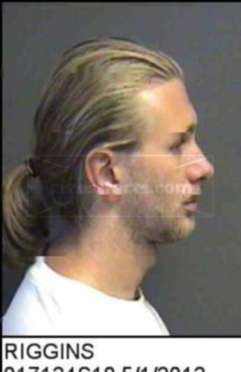 Clifton Robert Riggins