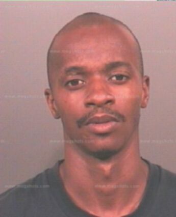 Dexter L Williams