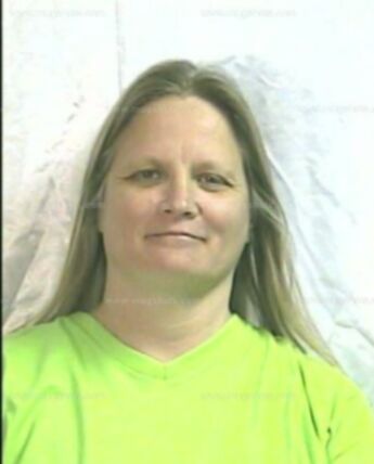 Rhonda V Noland