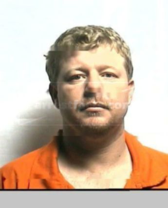 Leslie R Phillips