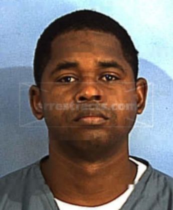 Lloyd T Mccoy