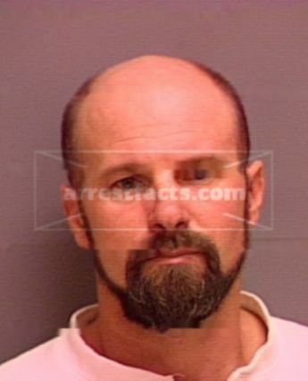 Lamar J Knox