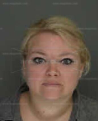 Lisa Louise Mccain