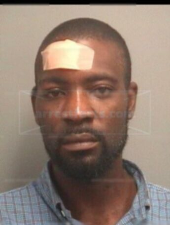 Cleveland T Izzard
