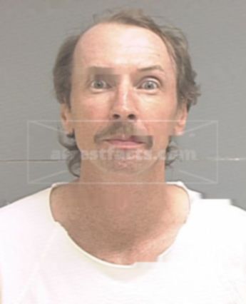 Stephen J Hale