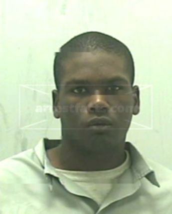 Deangelo M Hinds