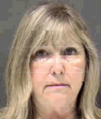 Donna Lovely Marti