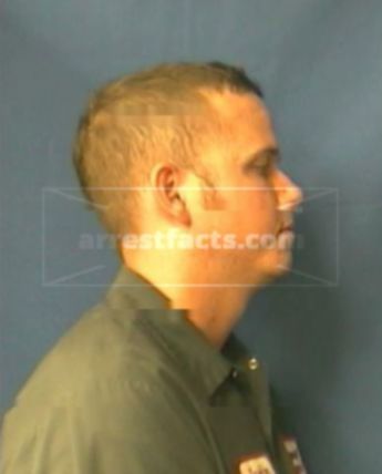 Justin A Loyd
