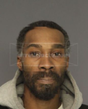 Renaldo L Clark