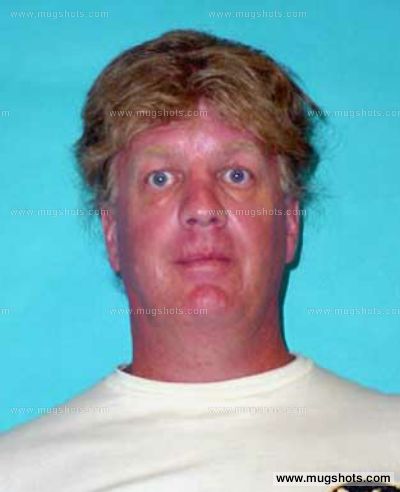 Michael Lee Rowe